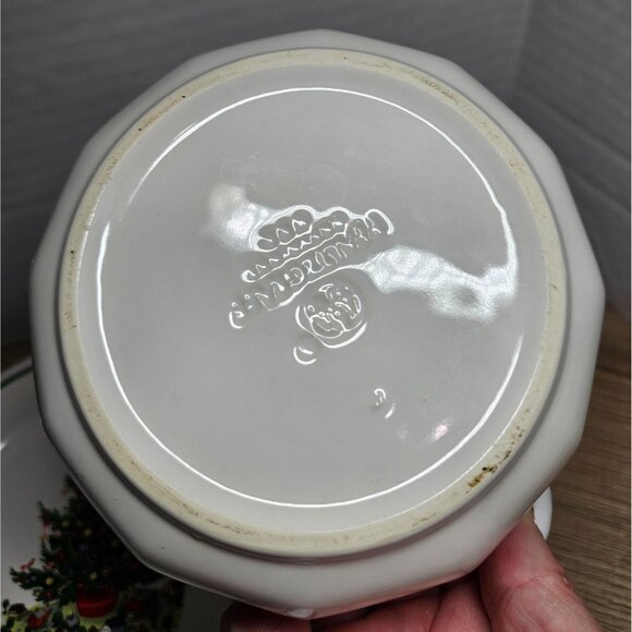 Pfaltzgraff Christmas Heritage Bowls Set of 6 Christmas Trees - Picture 3 of 5